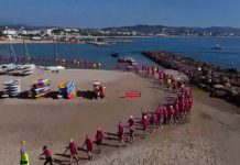 Mandelieu-la-Napoule in den Alpes-Maritimes: Neuer Weltrekord für eine Menschenkette im Meer Menschenkette_im_Meer