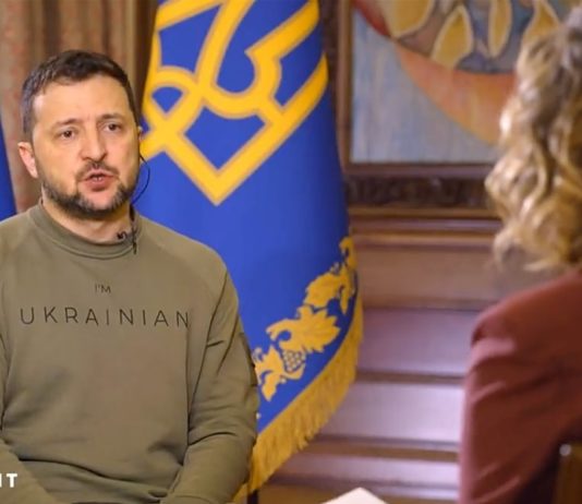 Wolodymyr Selenskyj: Moskau unterstützt die Operationen der Hamas und will „von dieser Tragödie profitieren“ Selenskyj_TV-Interview_ScreenF2