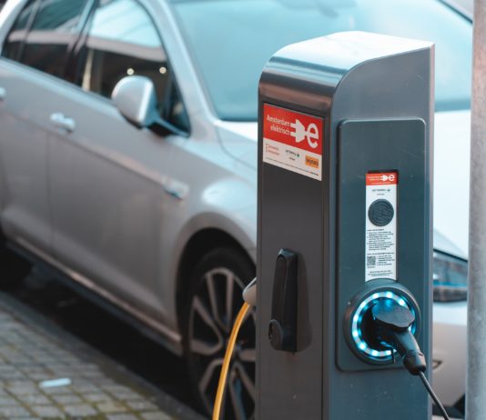 Elektromobilität in Frankreich: 200 Millionen Euro für den schnelleren Ausbau von Ladestationen Ladestation