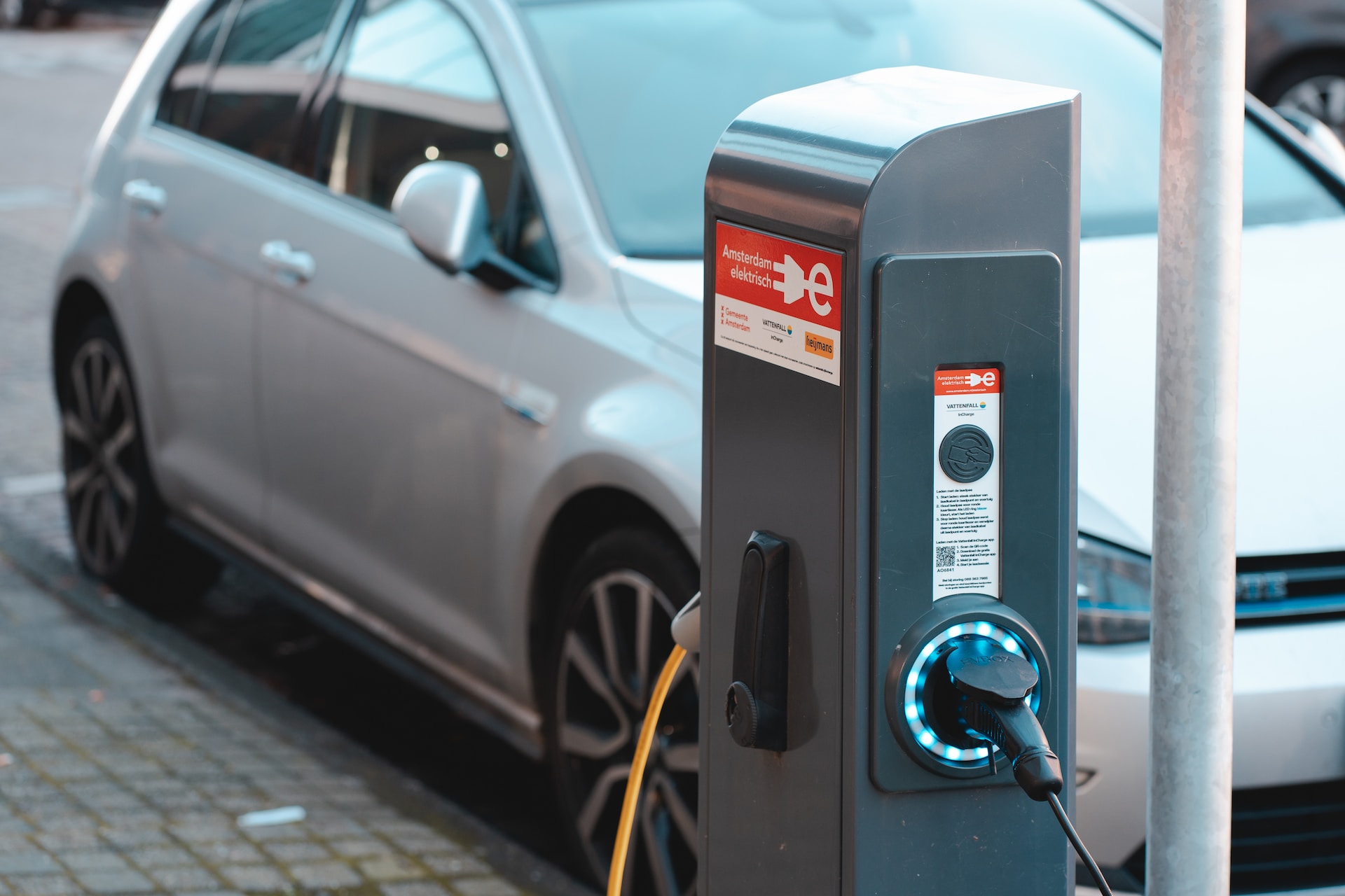 Elektromobilität in Frankreich: 200 Millionen Euro für den schnelleren Ausbau von Ladestationen