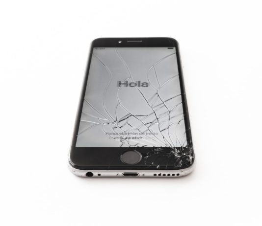 Französische Regierung: 25 Euro Bonus für die Reparatur des Bildschirms eines Smartphones Smartphone_Bildschirm_Schaden