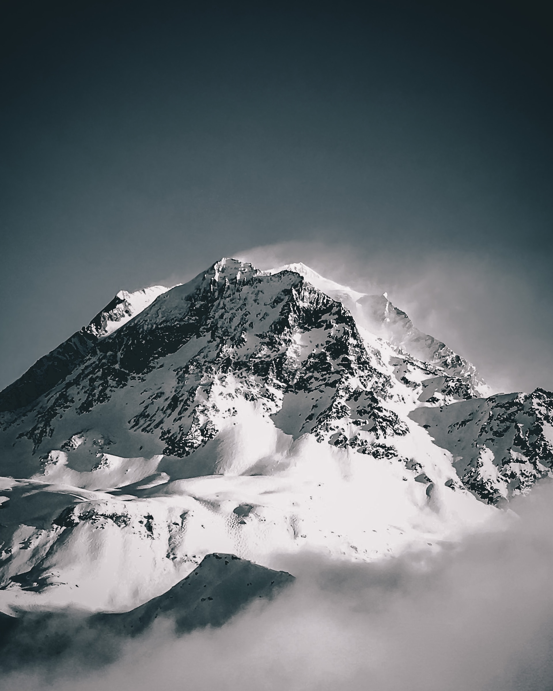 Mit 4805.59 Metern aktueller Höhe hat der Gipfel des Mont Blanc in zwei Jahren 2.22 Meter an Höhe verloren