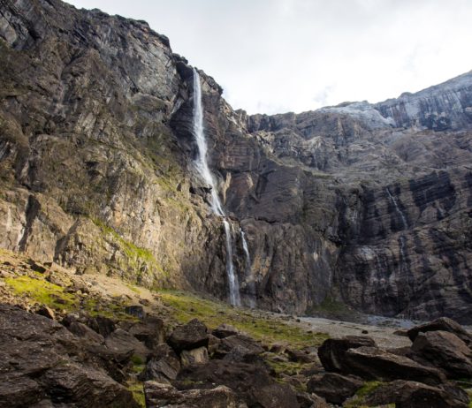 Umwelt: Wasserfall von Gavarnie völlig ausgetrocknet – Symbol der Pyrenäen wird Opfer des Wassermangels Wasserfall_Gavernie