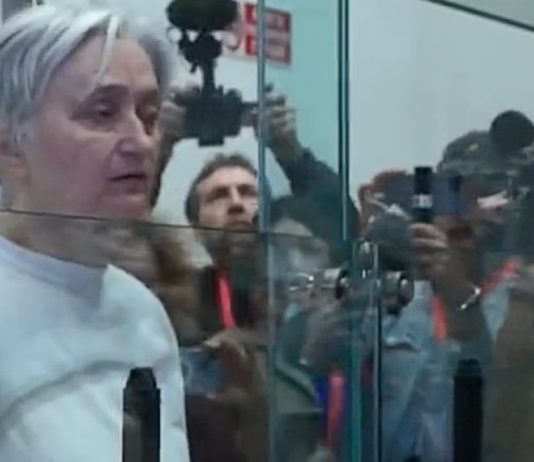 Wittwe des Serienmörders Michel Fourniret wegen Beihilfe zu 3 Frauenmorden angeklagt Monique_Olivie_Prozess_ScreenBFMTV