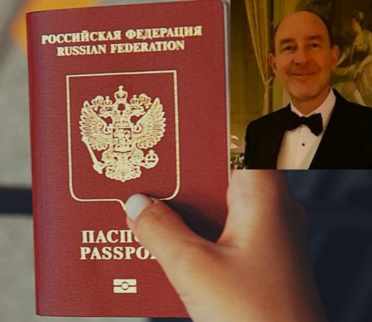 Enkel von General de Gaulle will die russische Staatsbürgerschaft Russischer_Pass_de_Gaulle