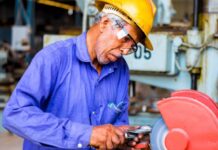 Gesunde Arbeit, starkes Leben: Warum Sicherheit und Gesundheit am Arbeitsplatz uns alle angeht Einwanderer_Arbeit