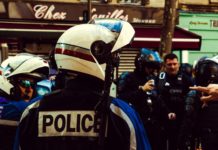 Grausamer Folter-Fall in Montluçon – Ermittlungen laufen Polizei_Illustration