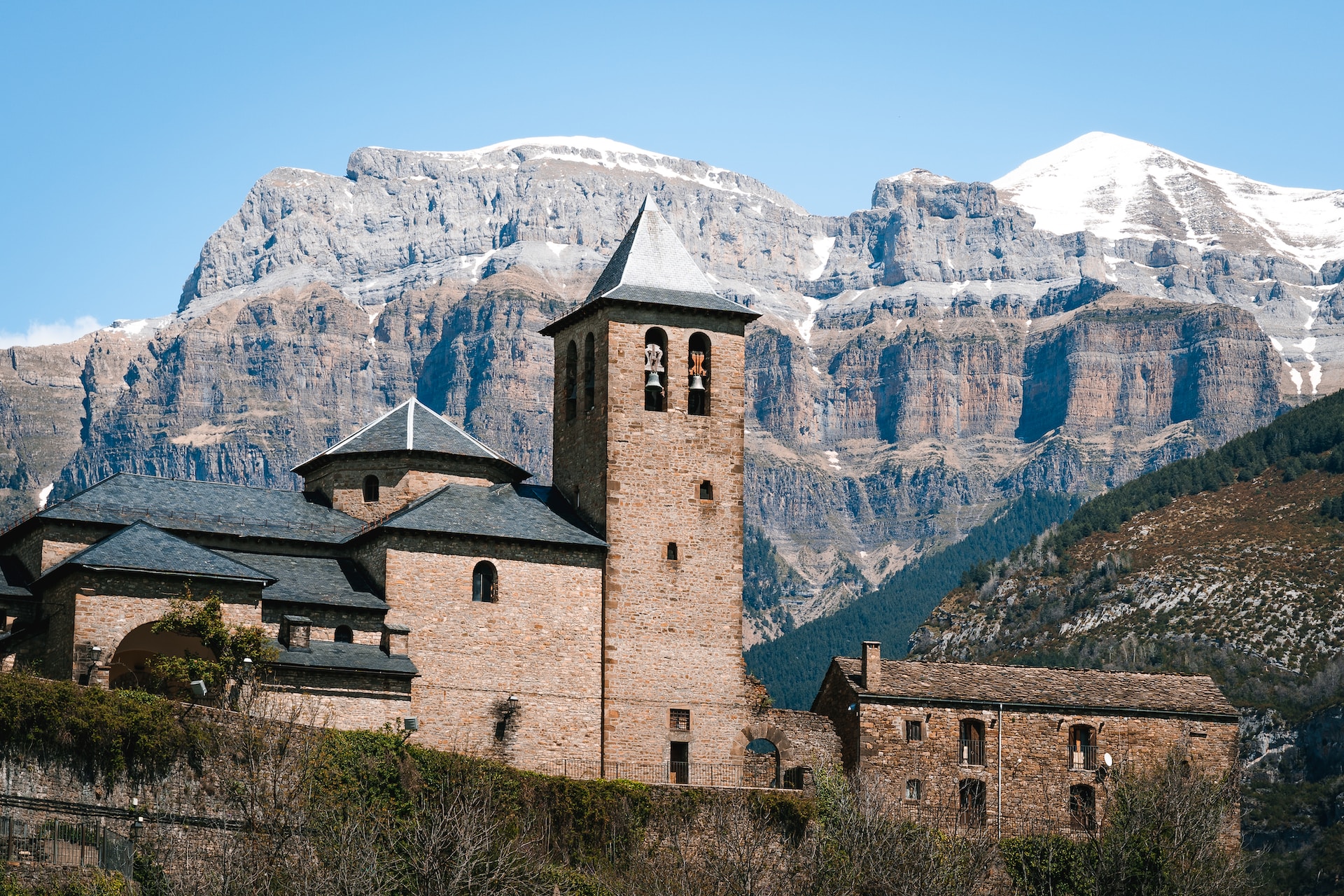 Erdbeben: In den Hautes-Pyrénées hat am Montagabend zweimal die Erde gebebt