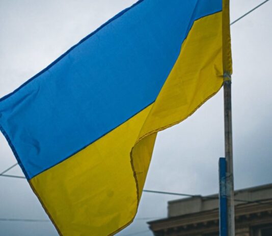 Die Ukraine und Russland: Ein Jahrhundert zwischen Unterdrückung, Unabhängigkeit und geopolitischer Begierde Ukraine-Krieg