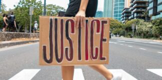 Verurteilt für ihr Schweigen – und rehabilitiert durch Europa: Ein Justizfall erschüttert Frankreich Gerechtigkeit_Justiz