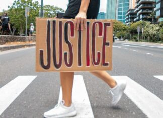 Verurteilt für ihr Schweigen – und rehabilitiert durch Europa: Ein Justizfall erschüttert Frankreich Gerechtigkeit_Justiz