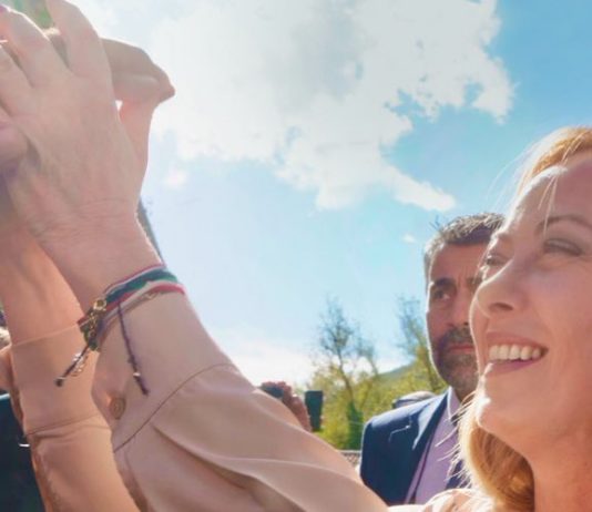 Italien: Regierung von Giorgia Meloni will bis 2025 452.000 ausländische Arbeitskräfte ins Land holen Giorgia-Meloni