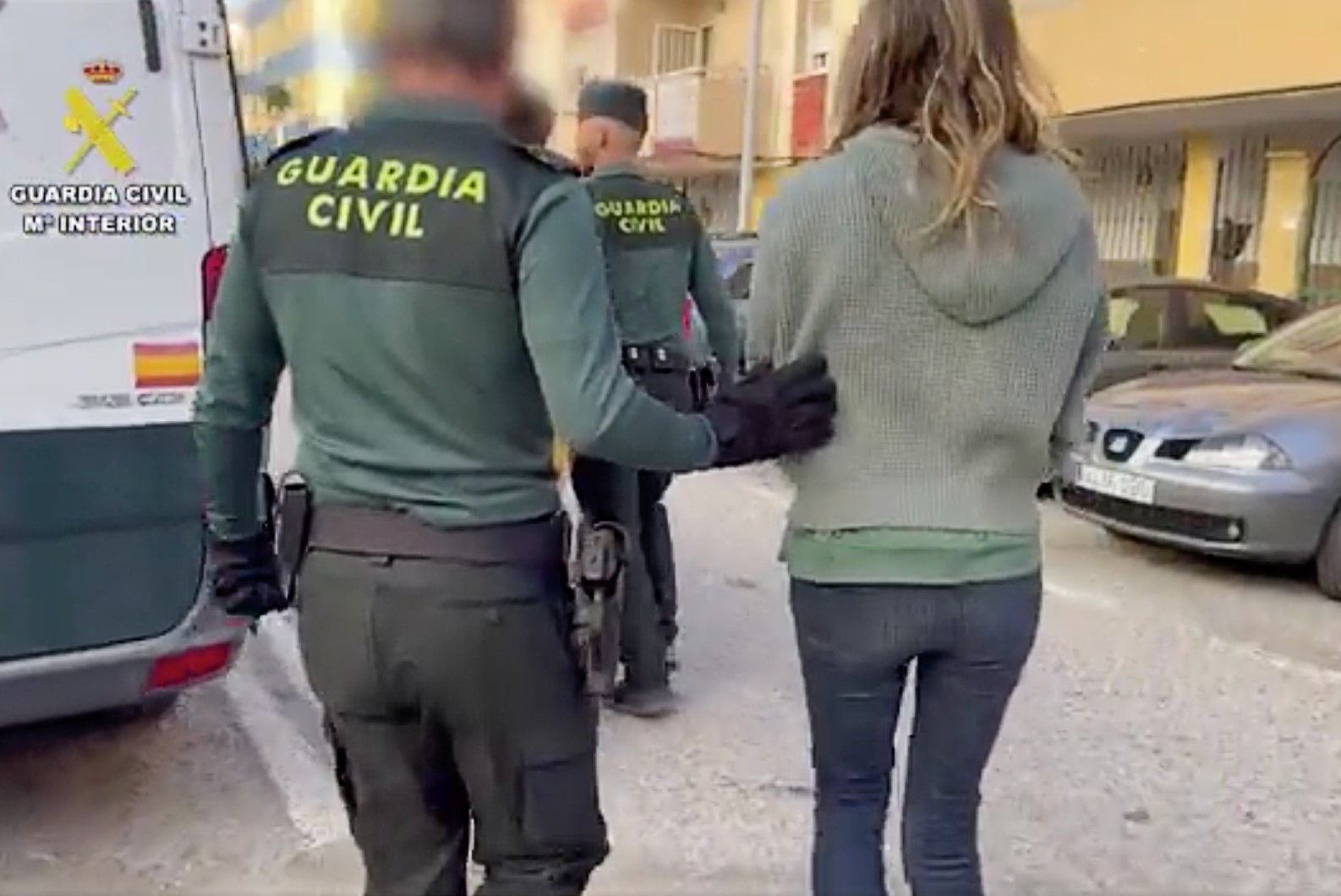 "Sie dachten, er sei besessen": 2 Franzosen wollten Sohn in der Wüste opfern - sie wurden in Spanien verhaftet