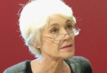 Françoise Hardy: Krebskranke Sängerin spricht über ihren Wunsch zu sterben Françoise_Hardy_2012_c