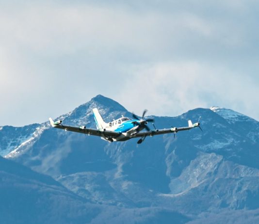 Hautes-Pyrénées: Erfolgreicher Erstflug für das hybrid-elektrische Flugzeug EcoPulse EcoPulse