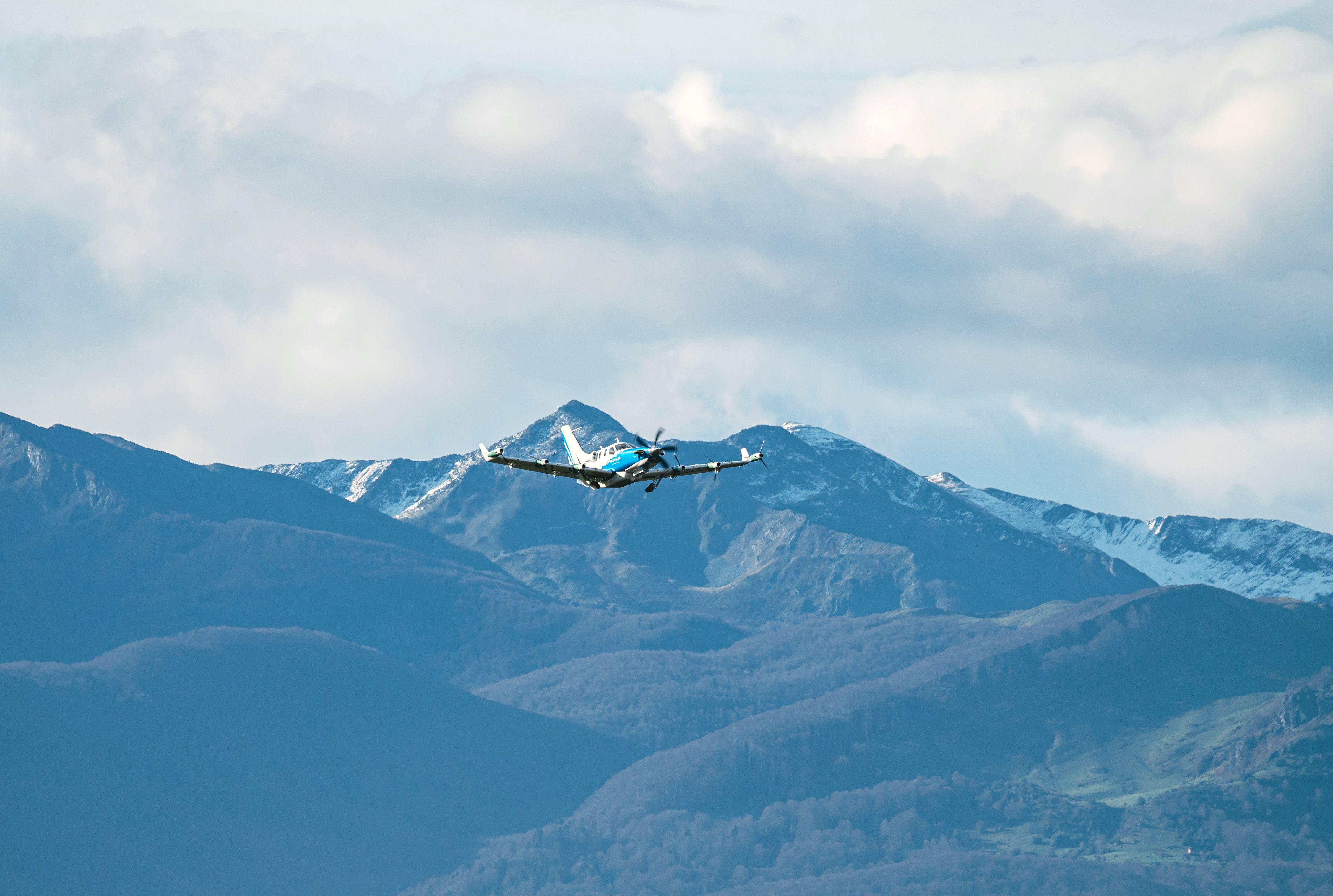 Hautes-Pyrénées: Erfolgreicher Erstflug für das hybrid-elektrische Flugzeug EcoPulse