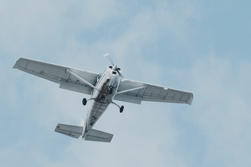 Kleinflugzeug_Cessna