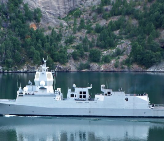 Drogenschmuggel: Französische Marine beschlagnaht 10 Tonnen Kokain im Golf von Guinea Franzoesische_Marine