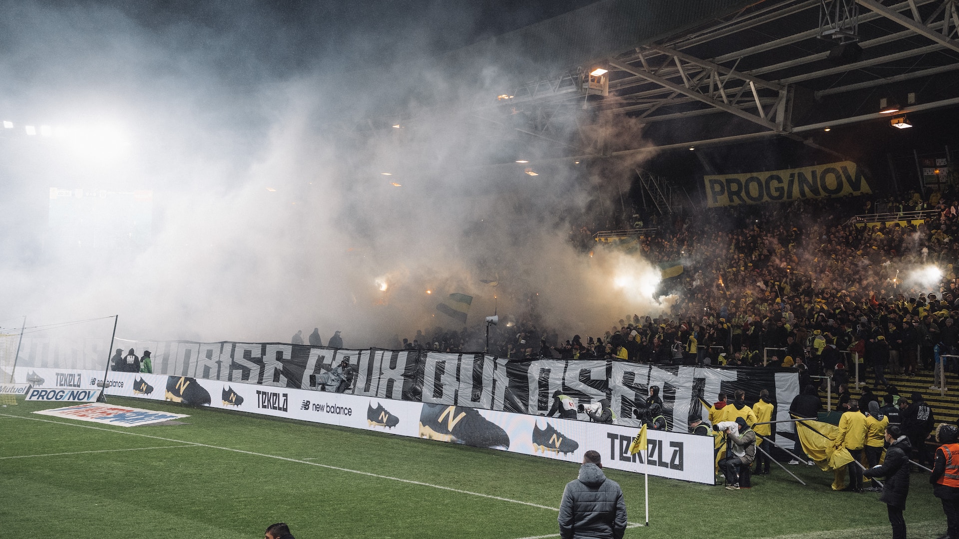 Tod eines FC Nantes-Fans: Französische Sportministerin schlägt vorübergehendes Verbot von Fanreisen vor