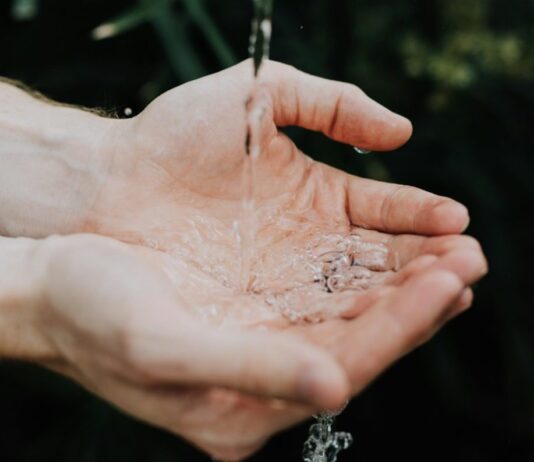 Alarmstufe Trockenheit – Warum in der Yonne jetzt Wasser-Sparen angesagt ist Wasser