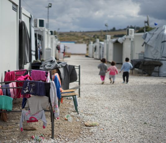 Einwanderung: Zahl der irregulären Einreisen in die EU war 2023 auf dem höchsten Stand seit 2016 Fluechtlingslager_Griechenland