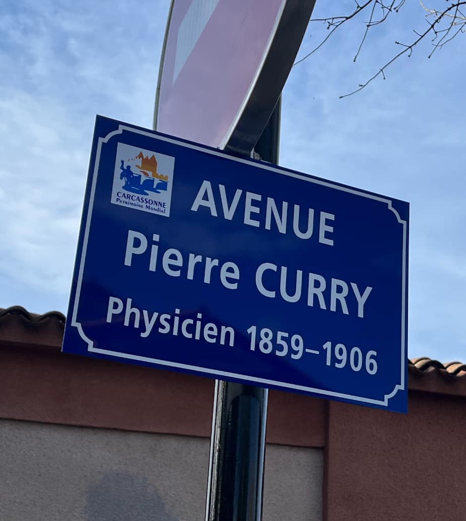 Avenue "Pierre Curry": In Carcassonne wurde der Name des Physikers auf Straßenschildern falsch geschrieben...