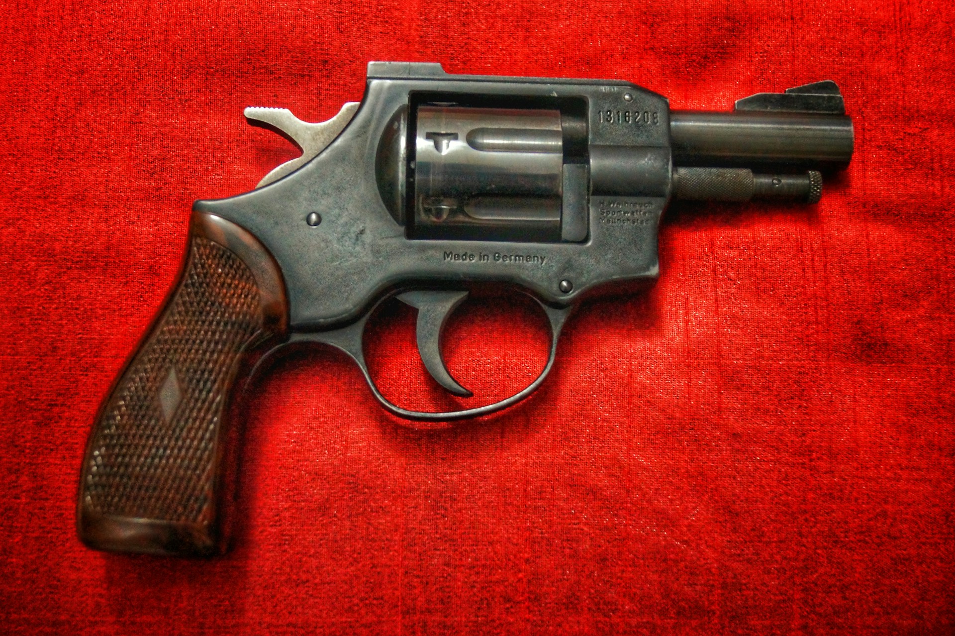 Marseille: Neunjähriger bringt Revolver und fünf Patronen zum Spielen mit ins Freizeitzentrum