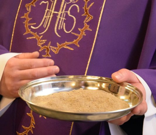 Aschermittwoch – auch in Frankreich wird er begangen Aschermittwoch