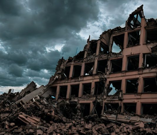 Eskalation in der Ukraine: Wechselseitige Angriffe über der Krim und in Ostukraine Ukraine-Krieg