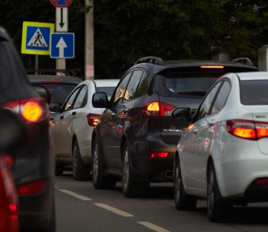 Frankreich: Überlastete Autobahn A31 – angrenzende Gemeinden haben die Nase voll Verkehr_Stau