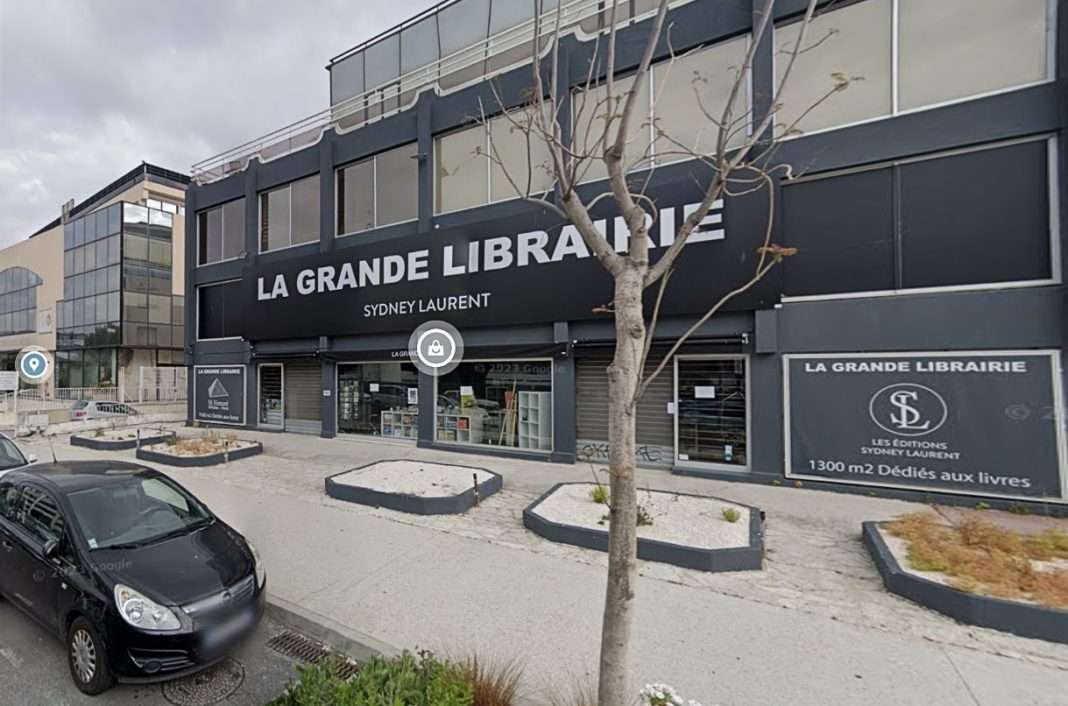Buchhandlung_Saint-Laurent-ScreenGoogle
