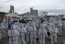 Rhone: Umweltschützer dringen in Chemiefabrik ein Extinction-Rebellion