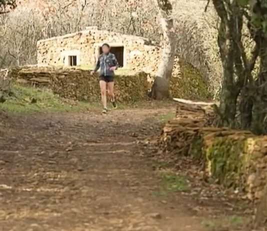 Rhône: Auf Entdeckungstour zu den Cabornes von Saint-Cyr-au-Mont-d’Or Saint-Cyr-au-Mont-d-Or_ScreenF2r