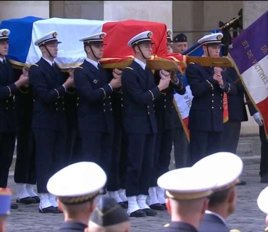 Nationale Ehrung für Philippe de Gaulle: Ein Leben für Frankreich Trauerfeier_Philippe-de-Gaulle_ScreenX