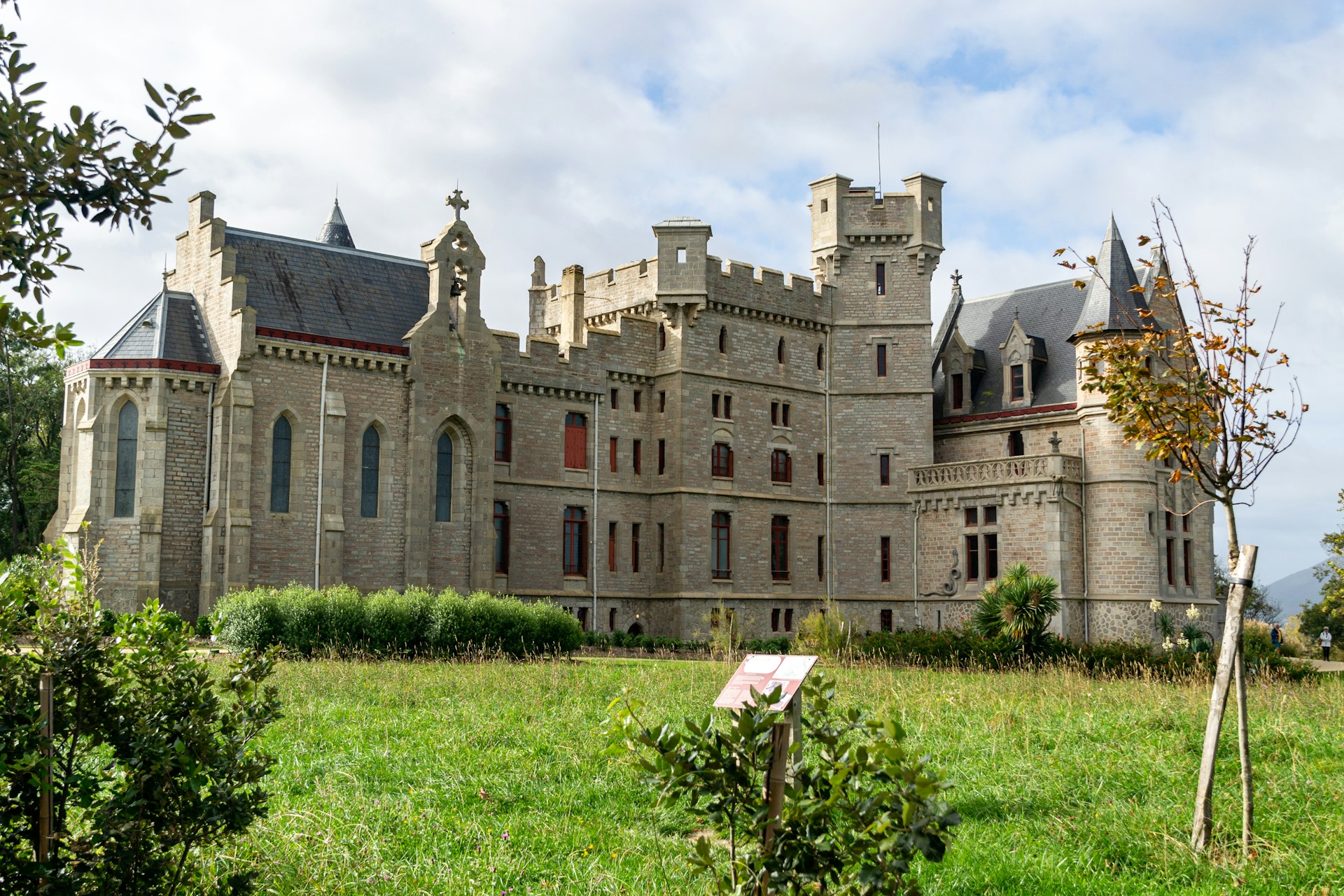 Pyrénées-Atlantiques: Das Schloss Abbadia - eine Einladung zu einer unvergesslichen Reise