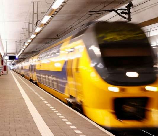 Was bietet „Kevin Speed“ – ab 2028 neuer Konkurrent der SNCF auf dem französischen Schienennetz? Zug_Bahnhof