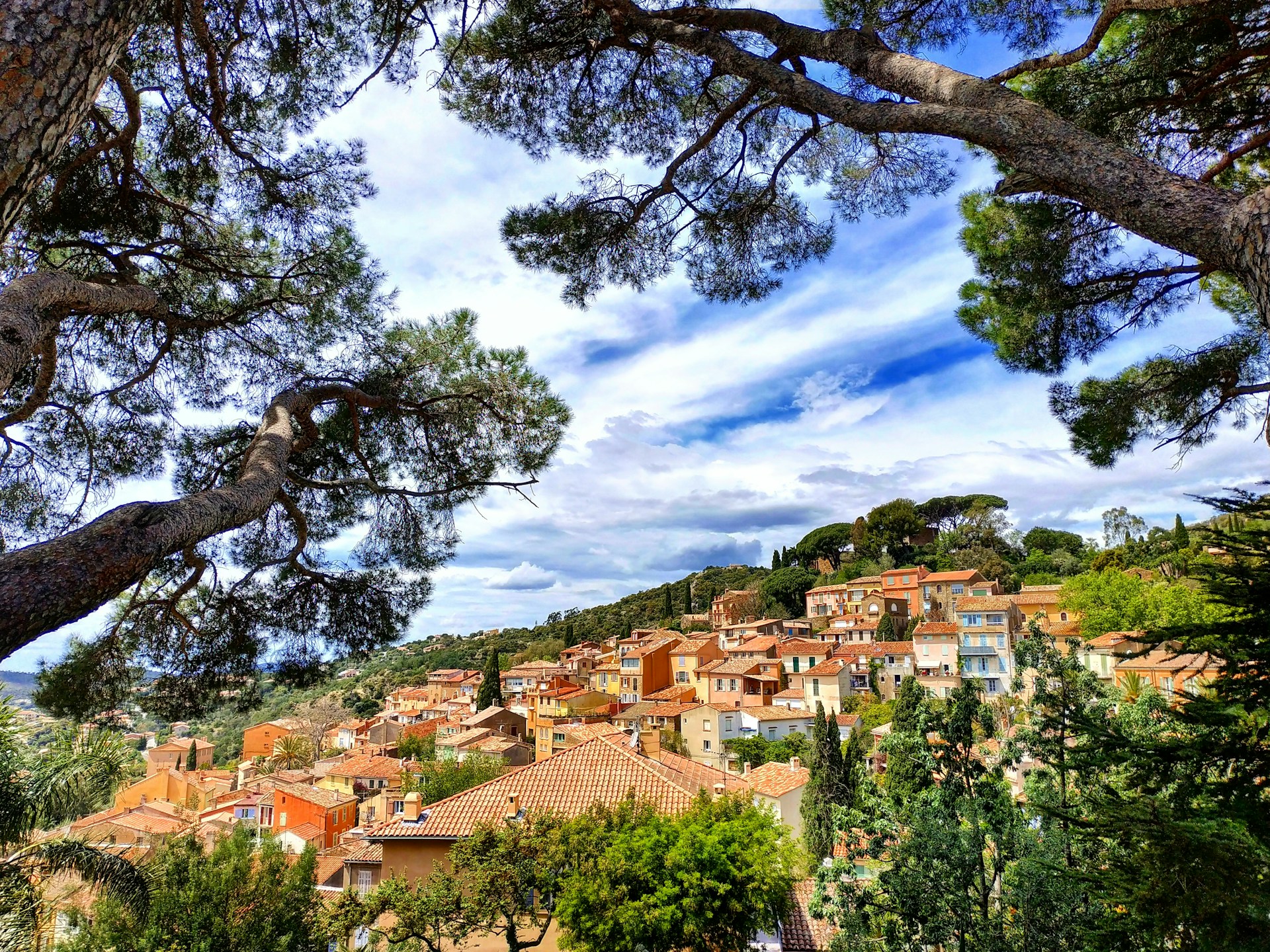 Bormes-les-Mimosas: Ein malerisches Juwel im Var