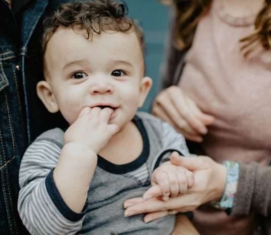 Editorial: Das unsichtbare Leid obdachloser Familien Familie_obdachlos