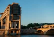 Spionageverdacht: Mitarbeiter des Wirtschaftsministeriums in Paris unter Anklage Finanzministerium_Paris