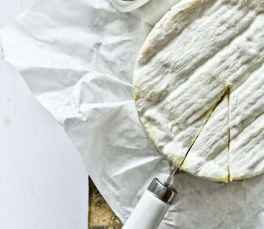 Listeriose-Alarm: Französische Käsesorten im Verdacht – Fälle nun auch in weiteren Ländern Europas Camembert