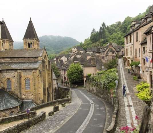 Auf den Spuren der Pilger – Ein unvergessliches Abenteuer auf dem Jakobsweg in Frankreich Conques