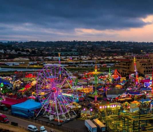 Tragödie in Blois wirft Fragen zur Sicherheit von Fahrgeschäften auf Rummleplatz_Fahrgeschäfte_Karussell