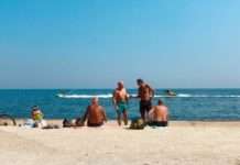 Tragische Unglücksserie an Frankreichs Atlantikküste: Vierter Badetoter binnen weniger Tage Rentner_Strand