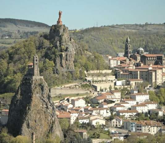 Le Puy-en-Velay: Ein Spaziergang durch den französischen Startpunkt des Jakobswegs Puy-en-Velay