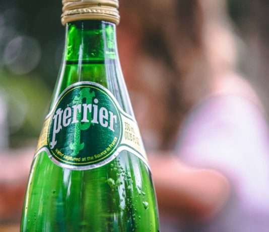 Perrier-Skandal: Wie Frankreichs Edelwasser zum bitteren Tropfen wurde Perrier_Nestle