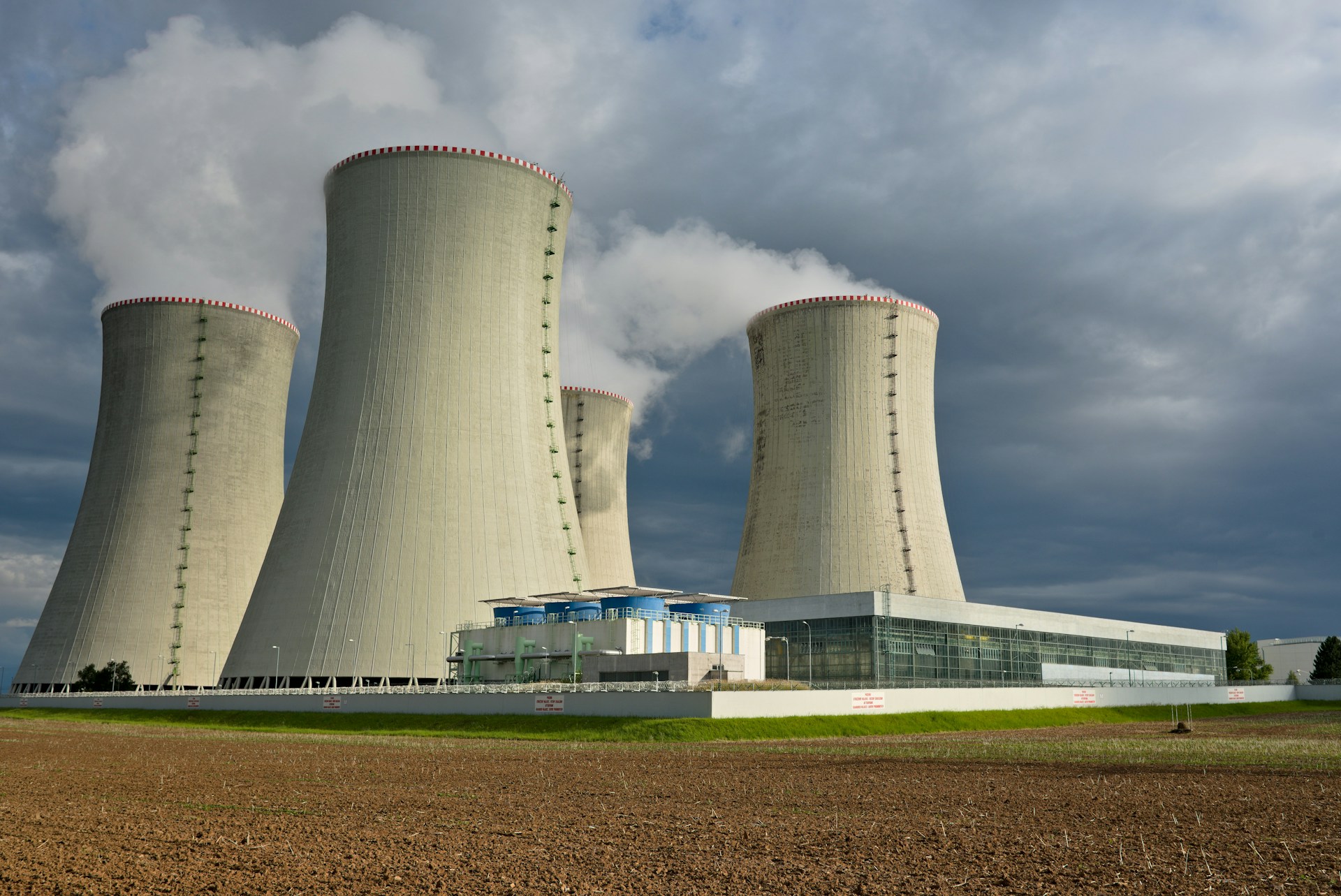 Die Fusion der Kernenergieaufsicht in Frankreich: Eine kontroverse Debatte