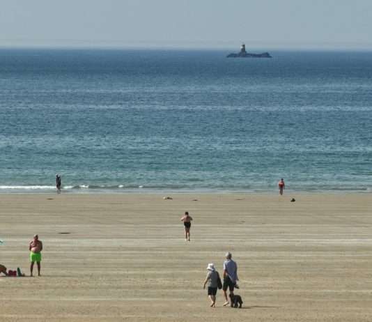 Höchste Gefahr durch Strömungen in der Nouvelle-Aquitaine Strand_Bretagne