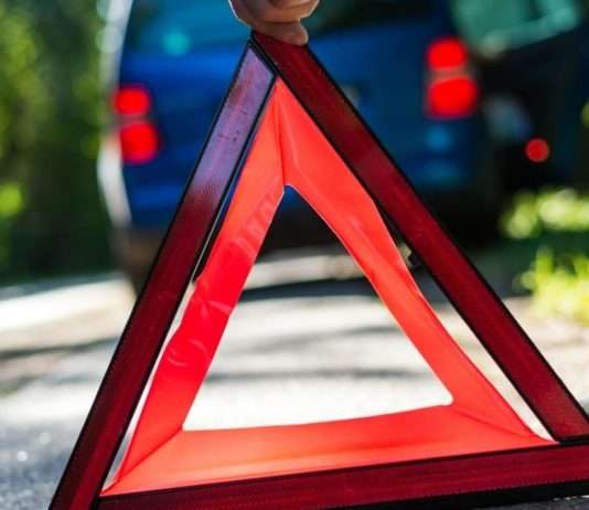 Vorsicht auf der Autobahn: Die neue Masche mit dem Pannendienst-Betrug Panne