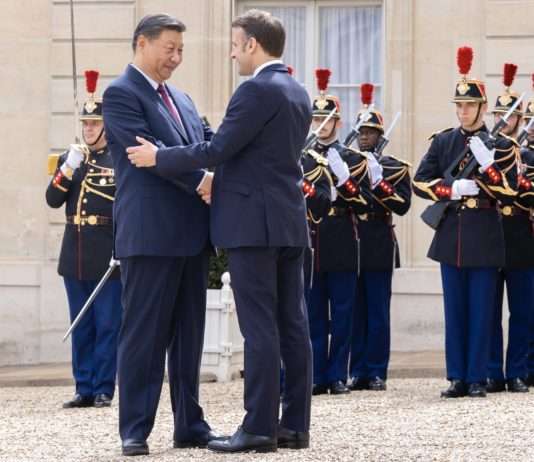 Macron und Xi streben Koordination in globalen Krisen an Xi-Jinping_Emmanuel-Macron
