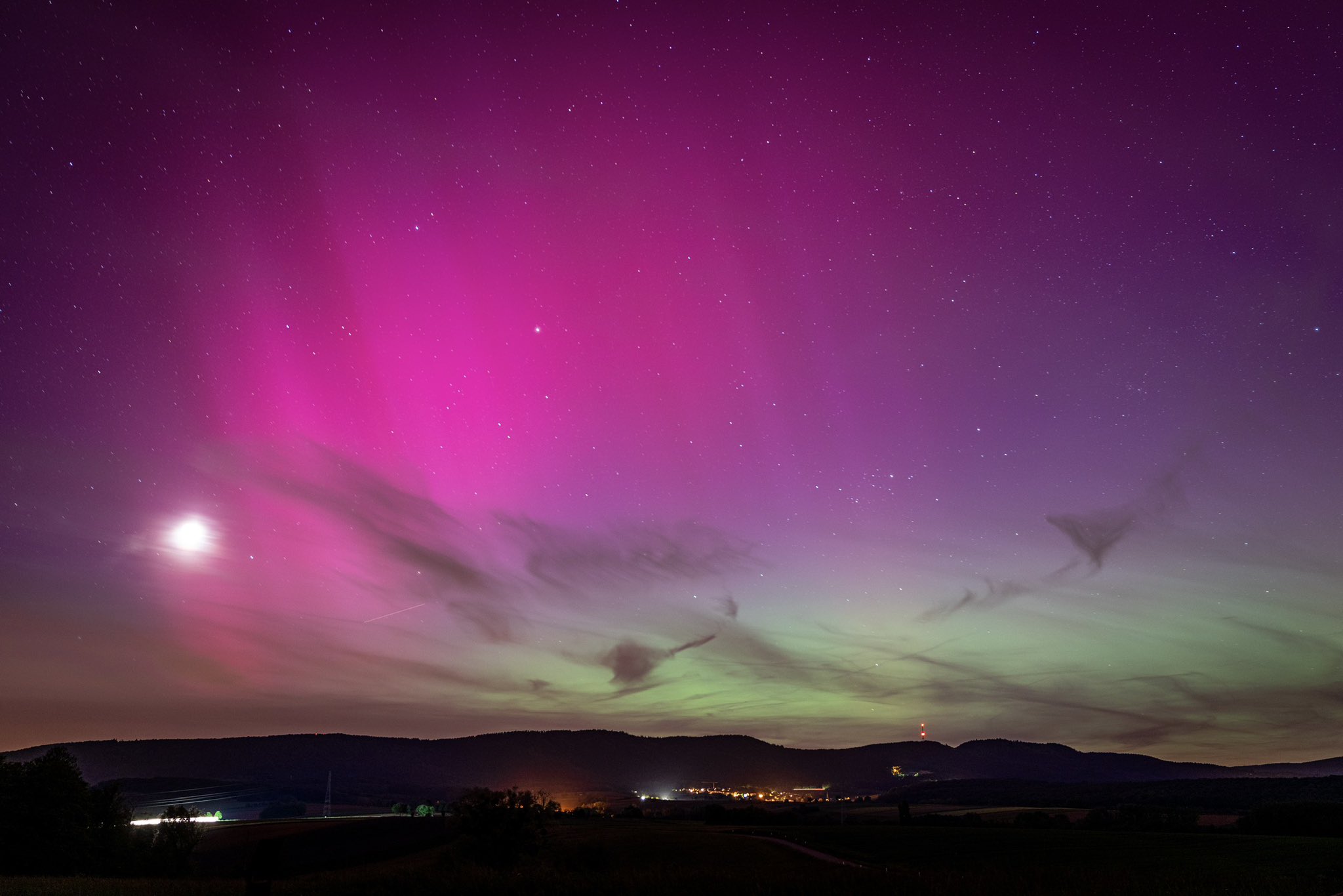 Spektakuläres Naturschauspiel: Extreme Sonnenstürme erleuchten die Nacht